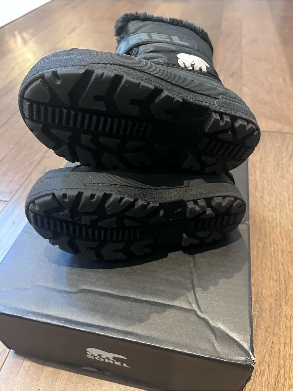 Sorel Kids Commander Snow Boots - size 11